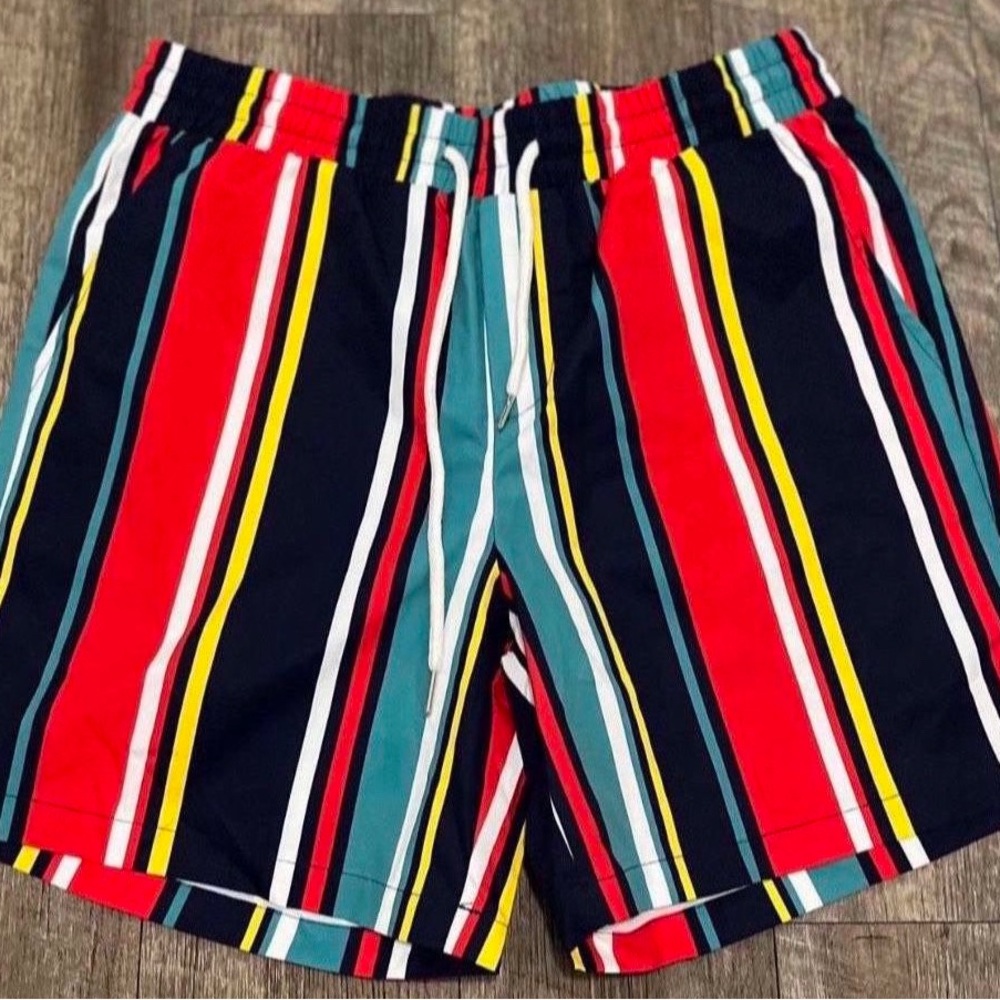 Stripped shorts